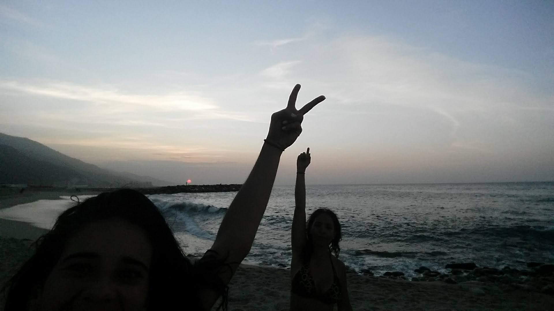 pili y mau playa.jpg