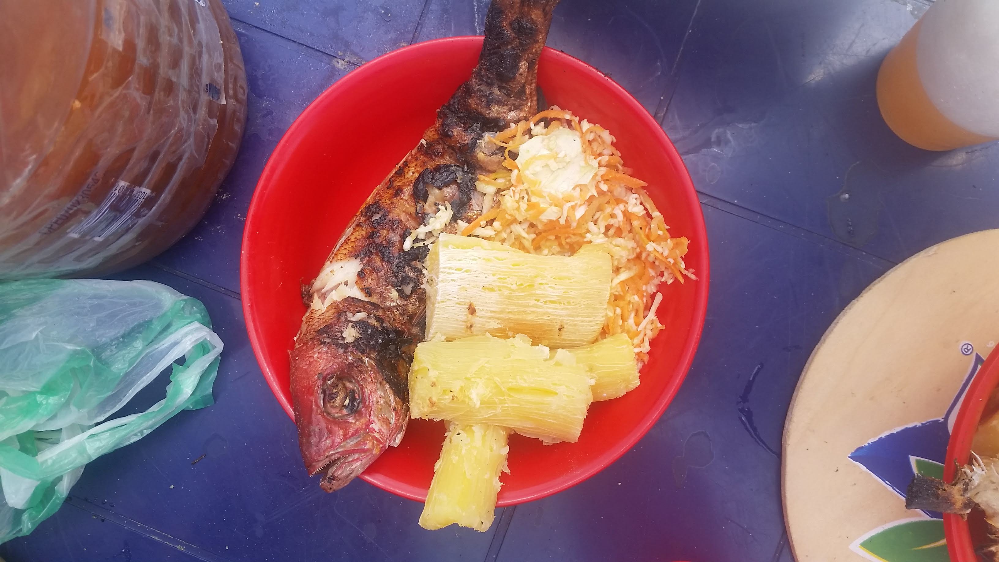 pescado frito.jpg